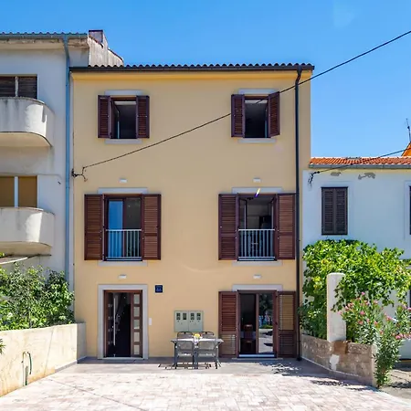 Seafront Nana 1 And 2 - Happy Apartment Punat